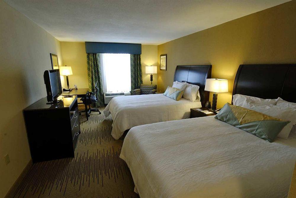 Hilton Garden Inn Cincinnati/Mason Værelse billede